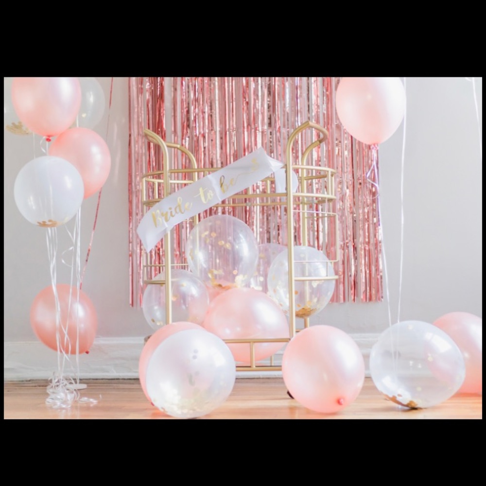 3 Piece Kit Bachelorette Balloon Decorations ๐๐ - Picture 3 of 4